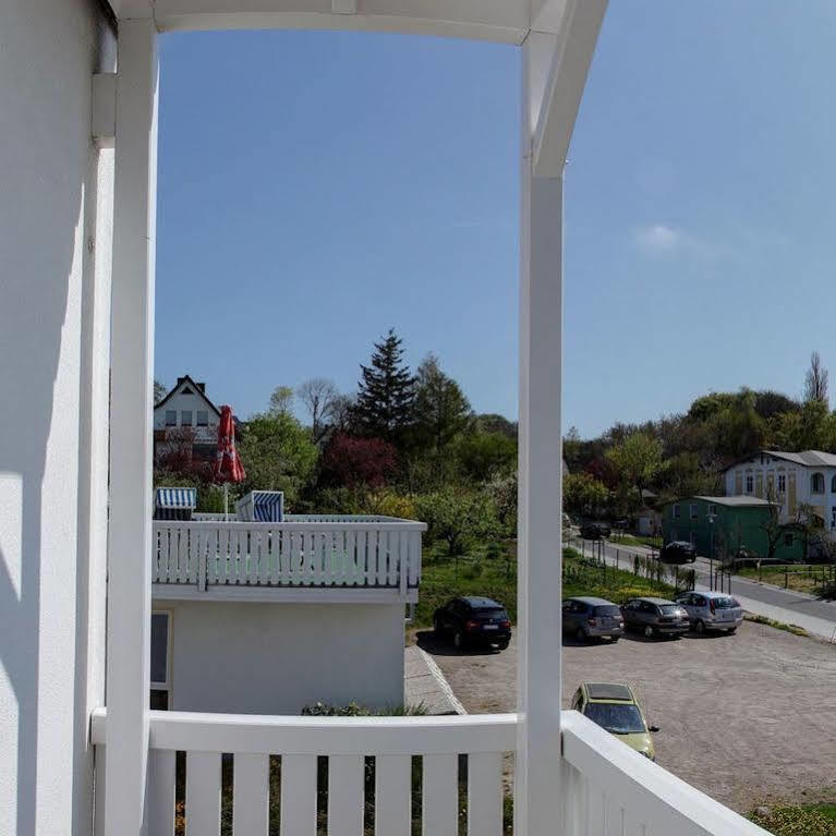 Koopmanns Hotel Und Laedchen Goehren (Ruegen) Exterior foto
